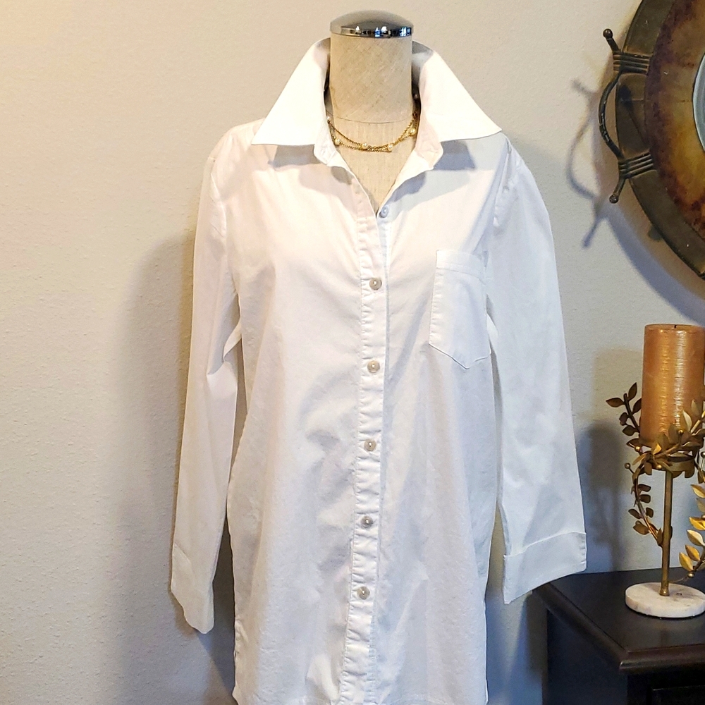 Jones & Co. white blouse Size M